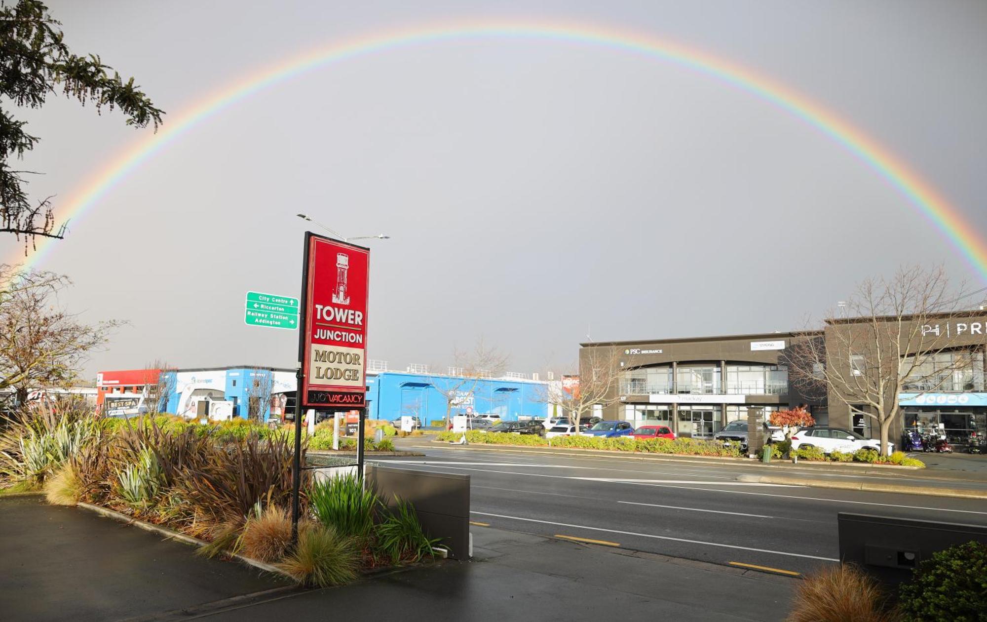 Tower Junction Motor Lodge- Motel With Airport And Railway Station Shuttle Service Christchurch Exterior foto